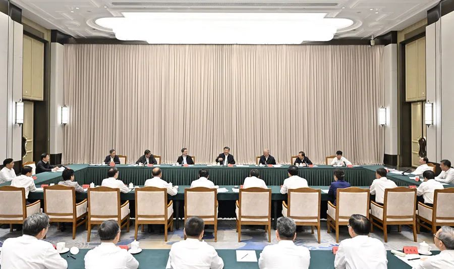 【前沿】儲能|習(xí)近平：加快發(fā)展風(fēng)電、光電等清潔能源，建設(shè)風(fēng)光火核儲一體化能源基地